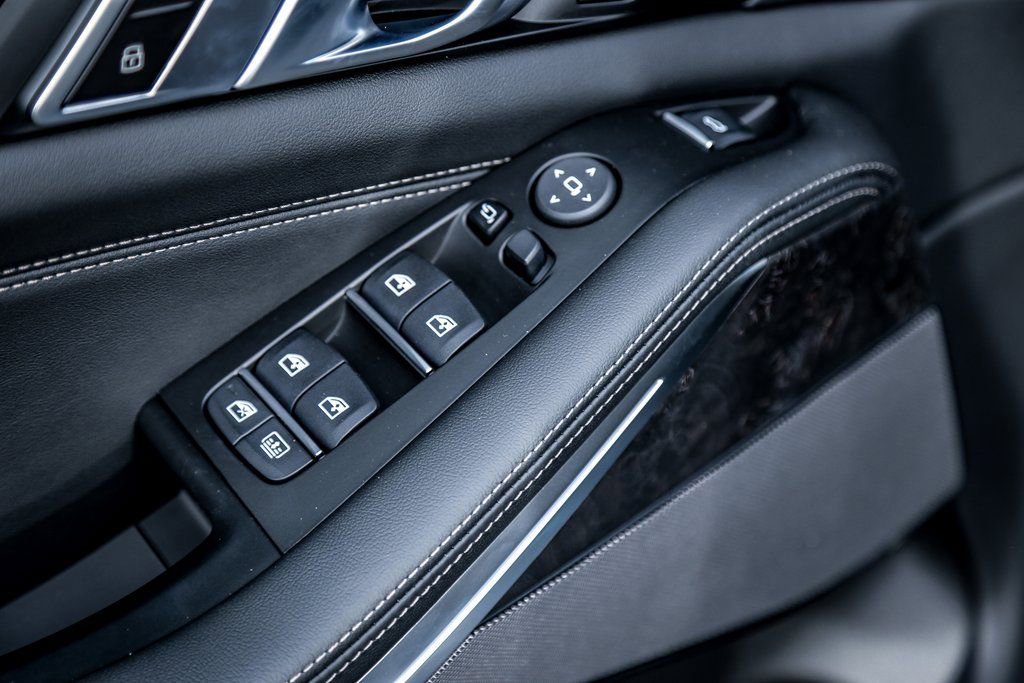 Used 2026 BMW X7 xDrive40i w/ Executive Package image 19