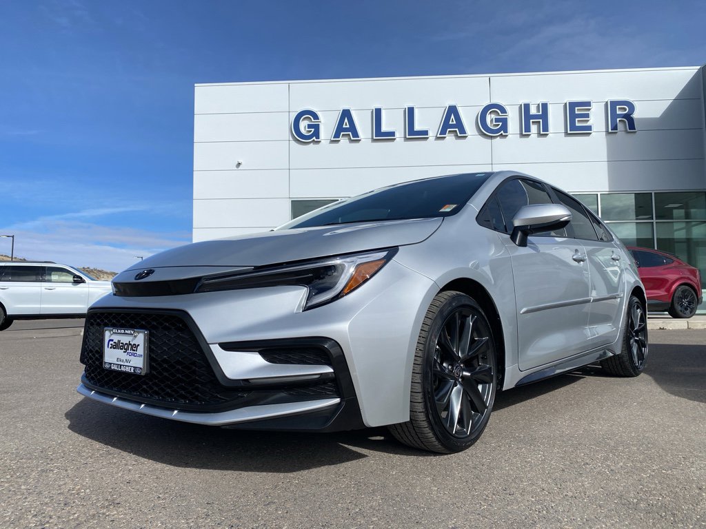 Used 2025 Toyota Corolla SE image 1