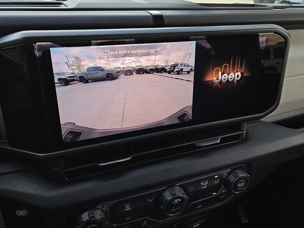 New 2026 Jeep Gladiator Sport AWD/4WD image 17