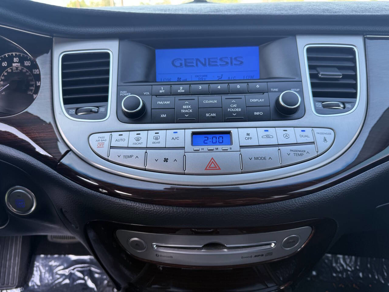 Used 2012 Hyundai Genesis 3.8 image 19