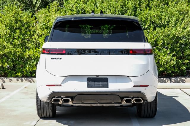 Used 2025 Land Rover Range Rover Sport Autobiography AWD/4WD image 12