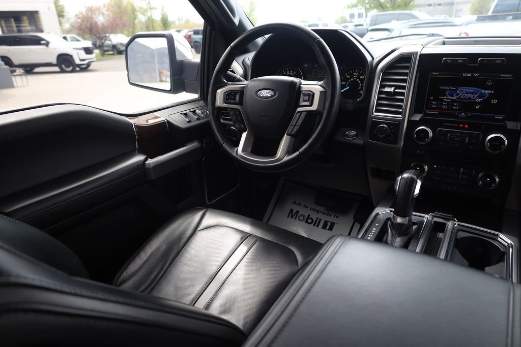Used 2015 Ford F150 Platinum w/ Equipment Group 701A Luxury AWD/4WD image 19