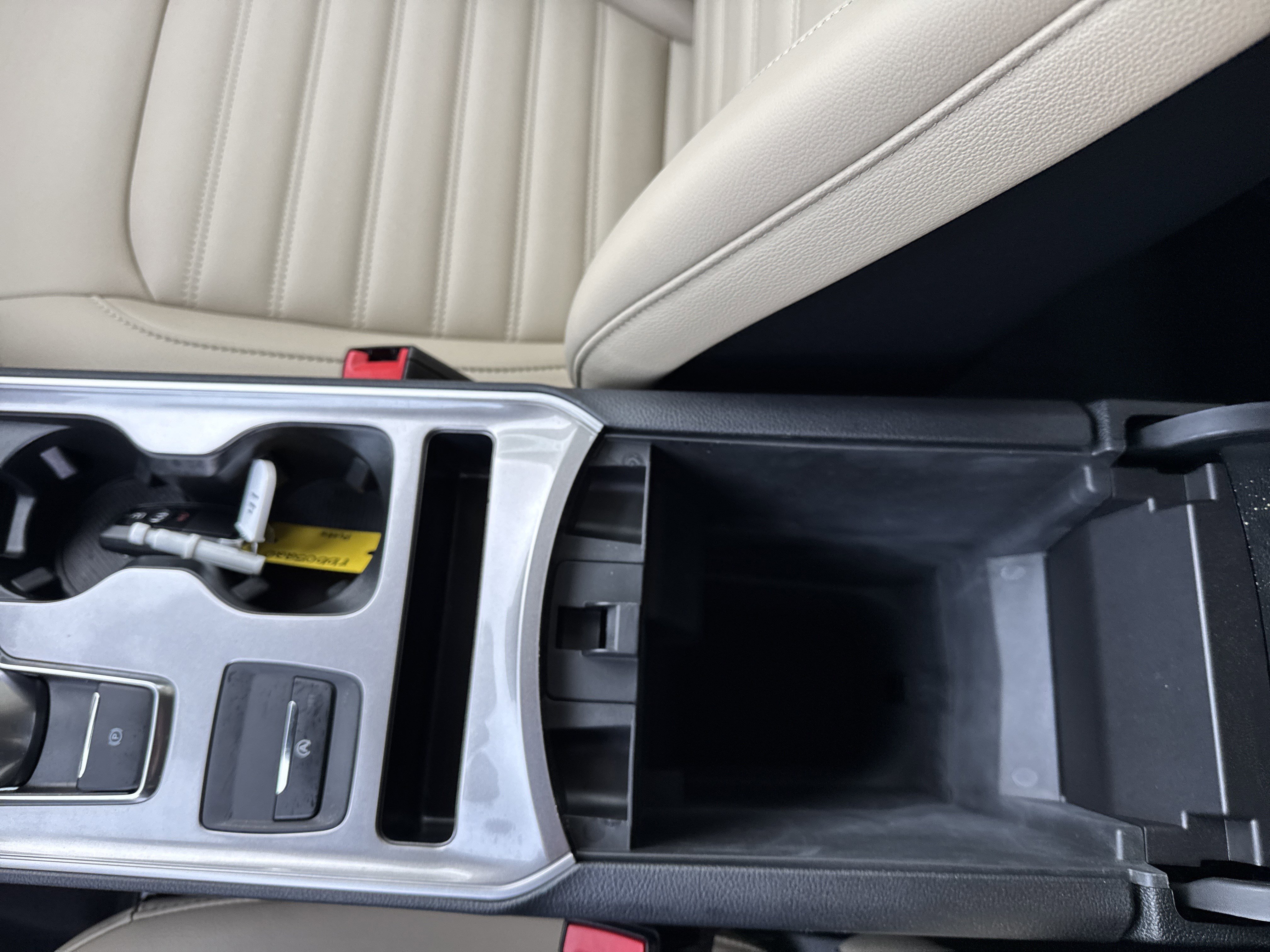 Used 2024 Ford Edge SEL image 37