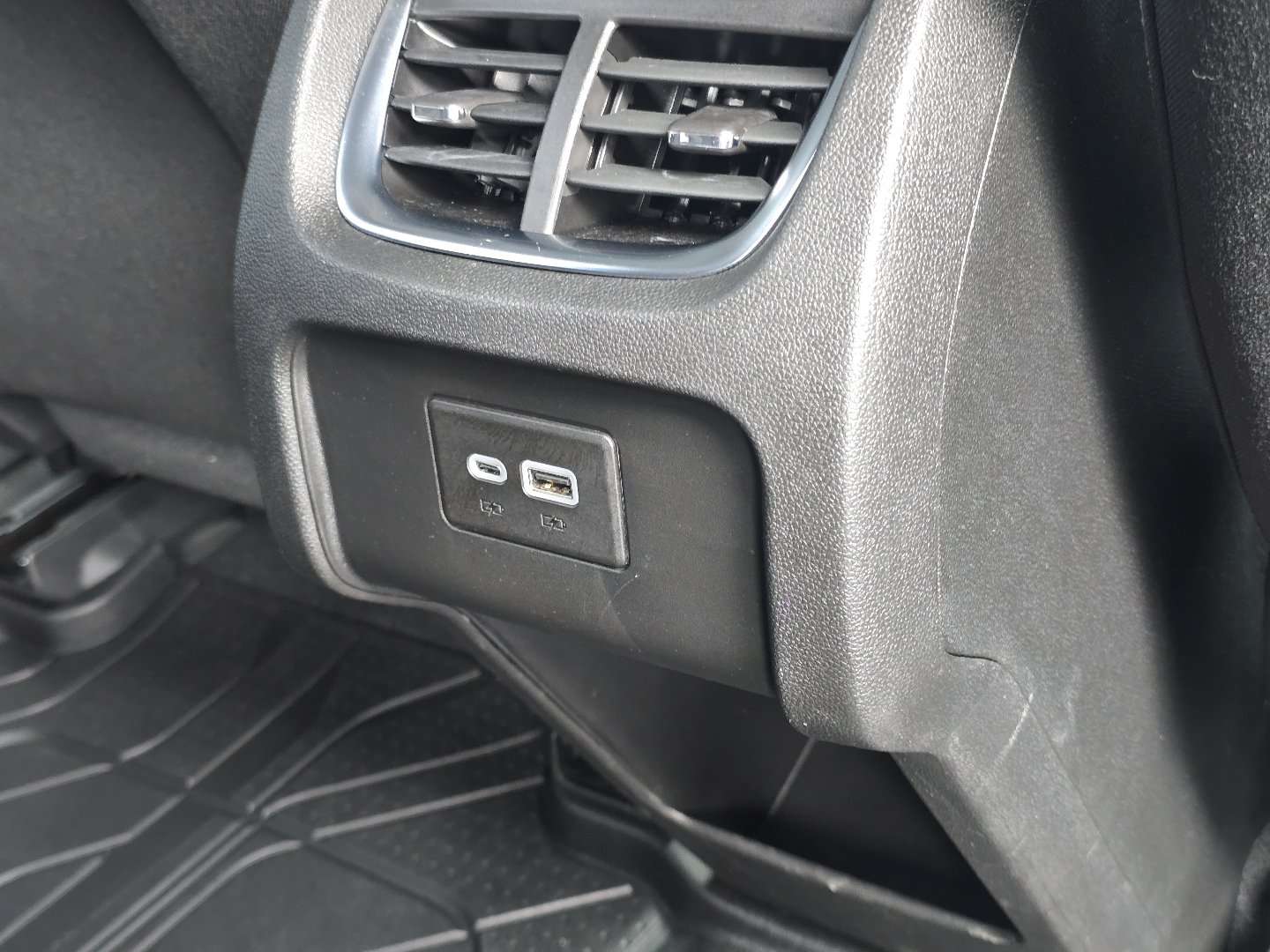 Used 2023 Chevrolet Blazer LT w/ Convenience Package FWD image 29