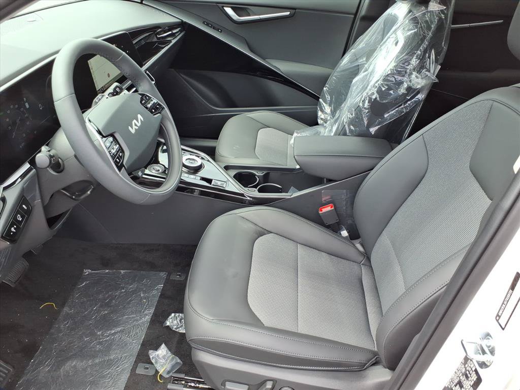 New 2026 Kia Niro Wind w/ Wind Preserve Package FWD image 10