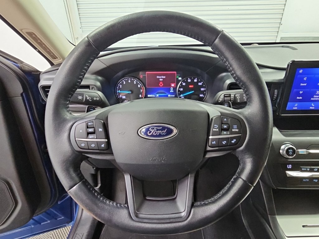 Used 2020 Ford Explorer XLT RWD image 25