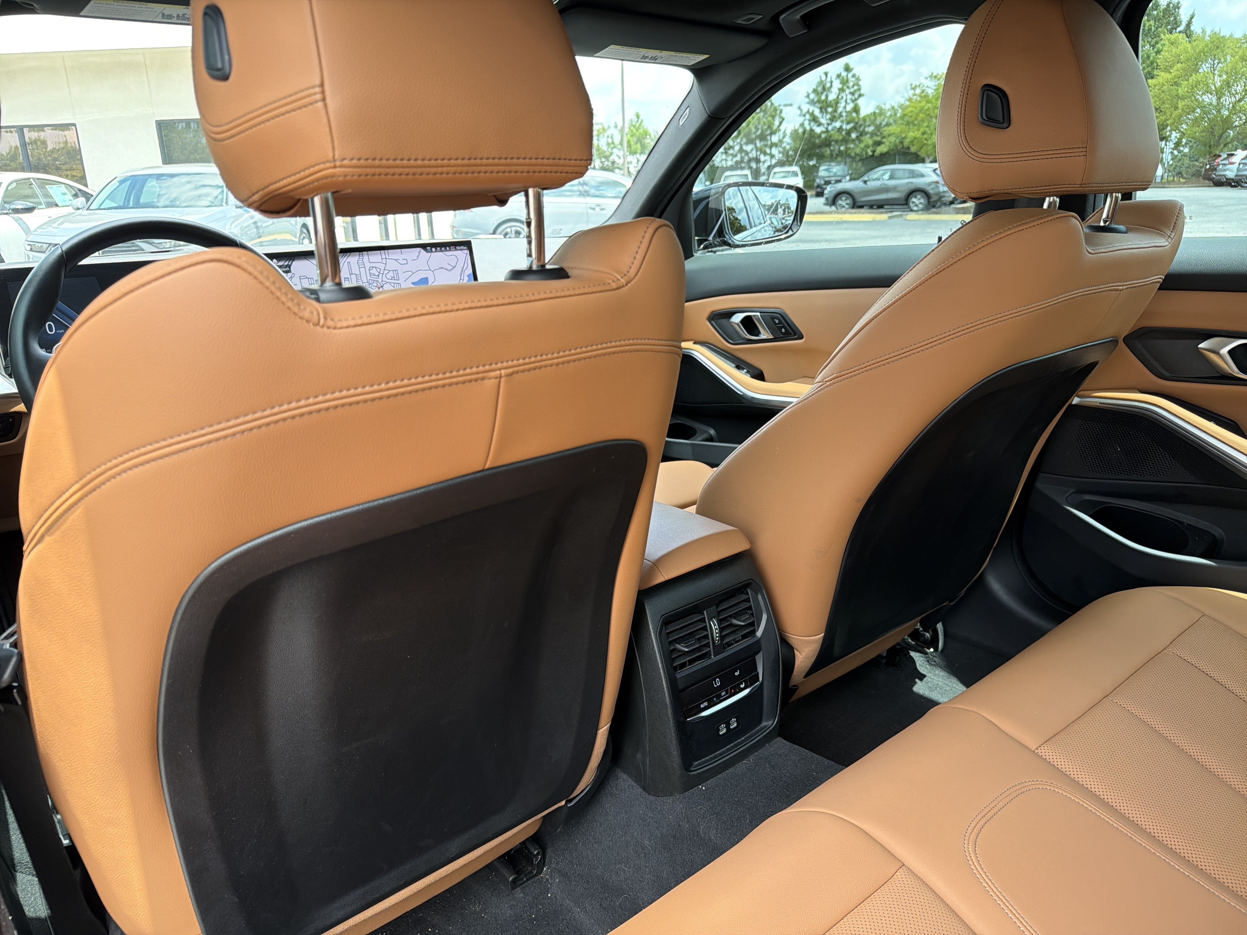 Certified 2024 BMW 330e w/ Premium Package RWD image 22