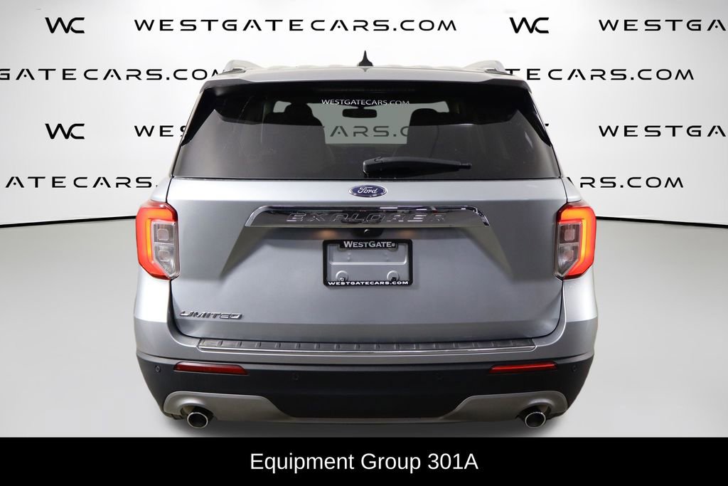 Used 2023 Ford Explorer Limited w/ Equipment Group 301A RWD image 4