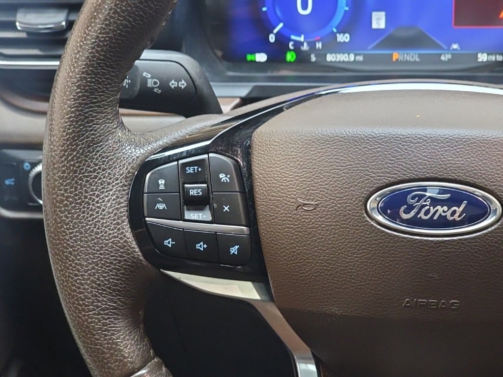 Used 2022 Ford Explorer King Ranch w/ Premium Technology Package image 21