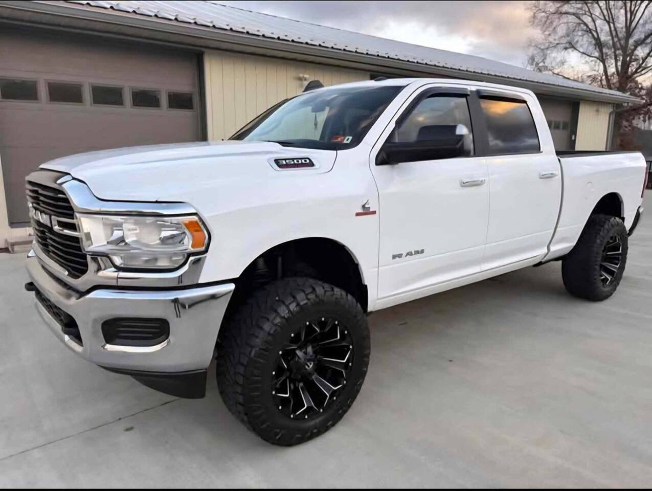 Used 2019 RAM 3500 Big Horn AWD/4WD image 1