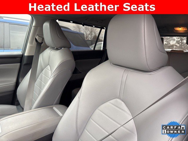 Used 2020 Toyota Highlander XLE image 14