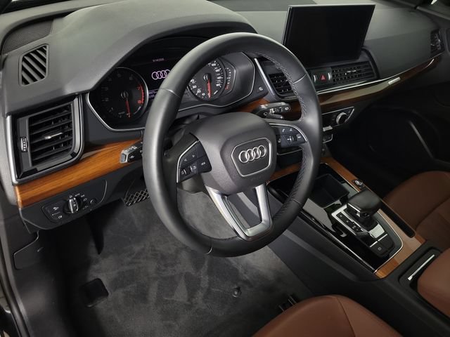 Used 2022 Audi Q5 2.0T Premium AWD/4WD image 23