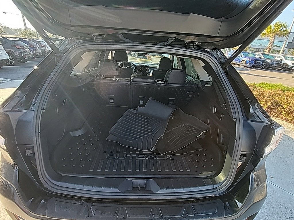 Certified 2021 Subaru Outback Limited image 12