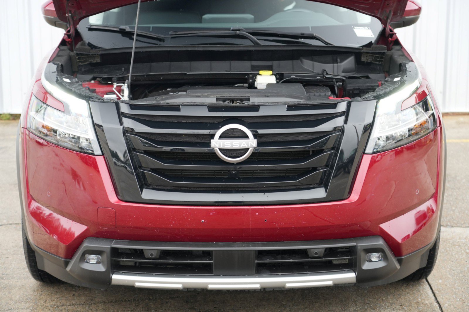 Used 2022 Nissan Pathfinder SL w/ Lighting Package (N92) image 7