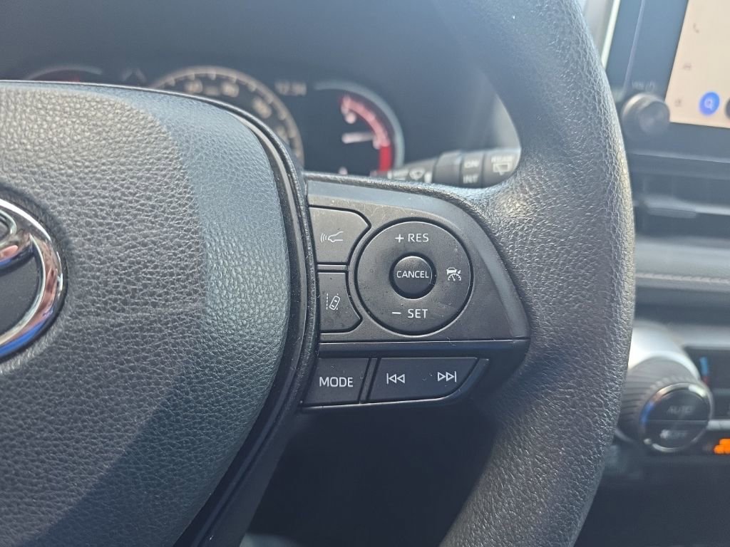 Used 2023 Toyota RAV4 XLE image 22
