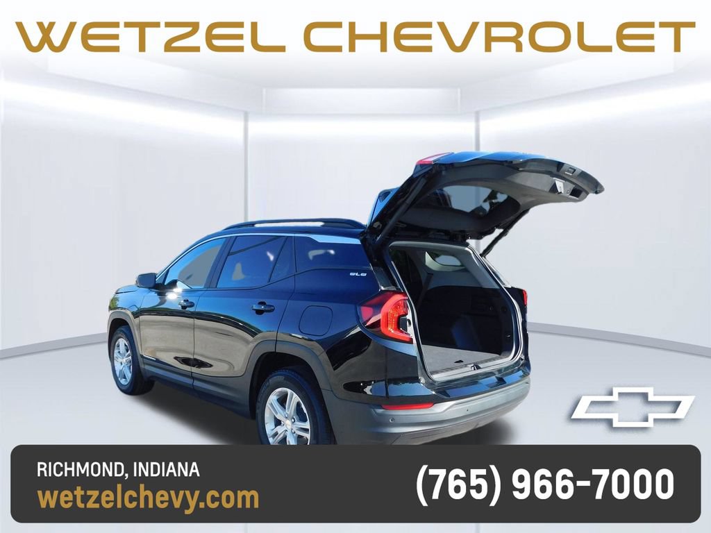 Used 2023 GMC Terrain SLE w/ Driver Convenience Package FWD image 21
