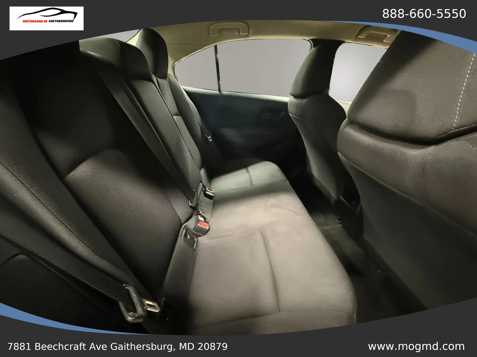 Used 2022 Toyota Corolla LE FWD image 5
