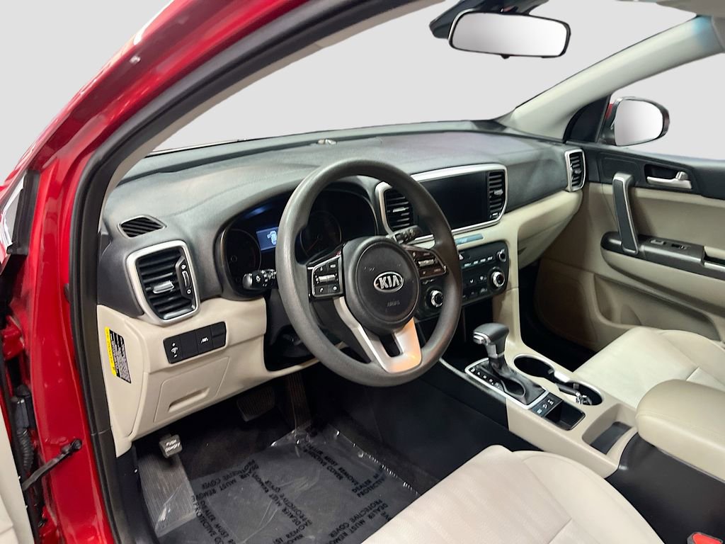 Used 2022 Kia Sportage LX image 9