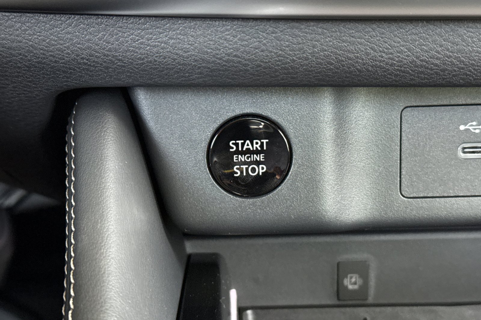 New 2026 Nissan Rogue Platinum AWD/4WD image 25