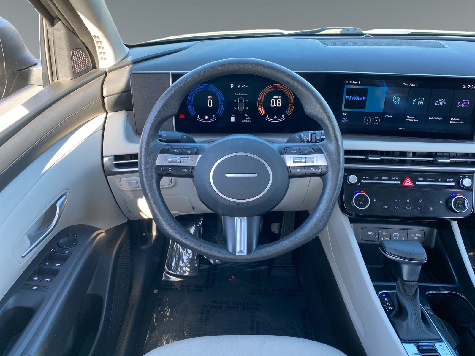 Used 2025 Hyundai Tucson SEL FWD image 12
