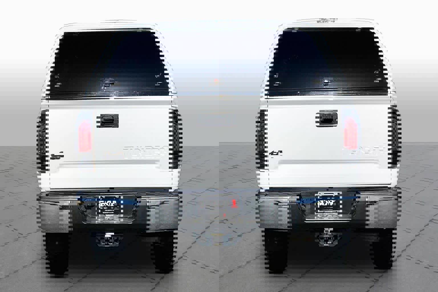 Used 2019 Toyota Tundra SR5 w/ SR5 Upgrade Package AWD/4WD image 5