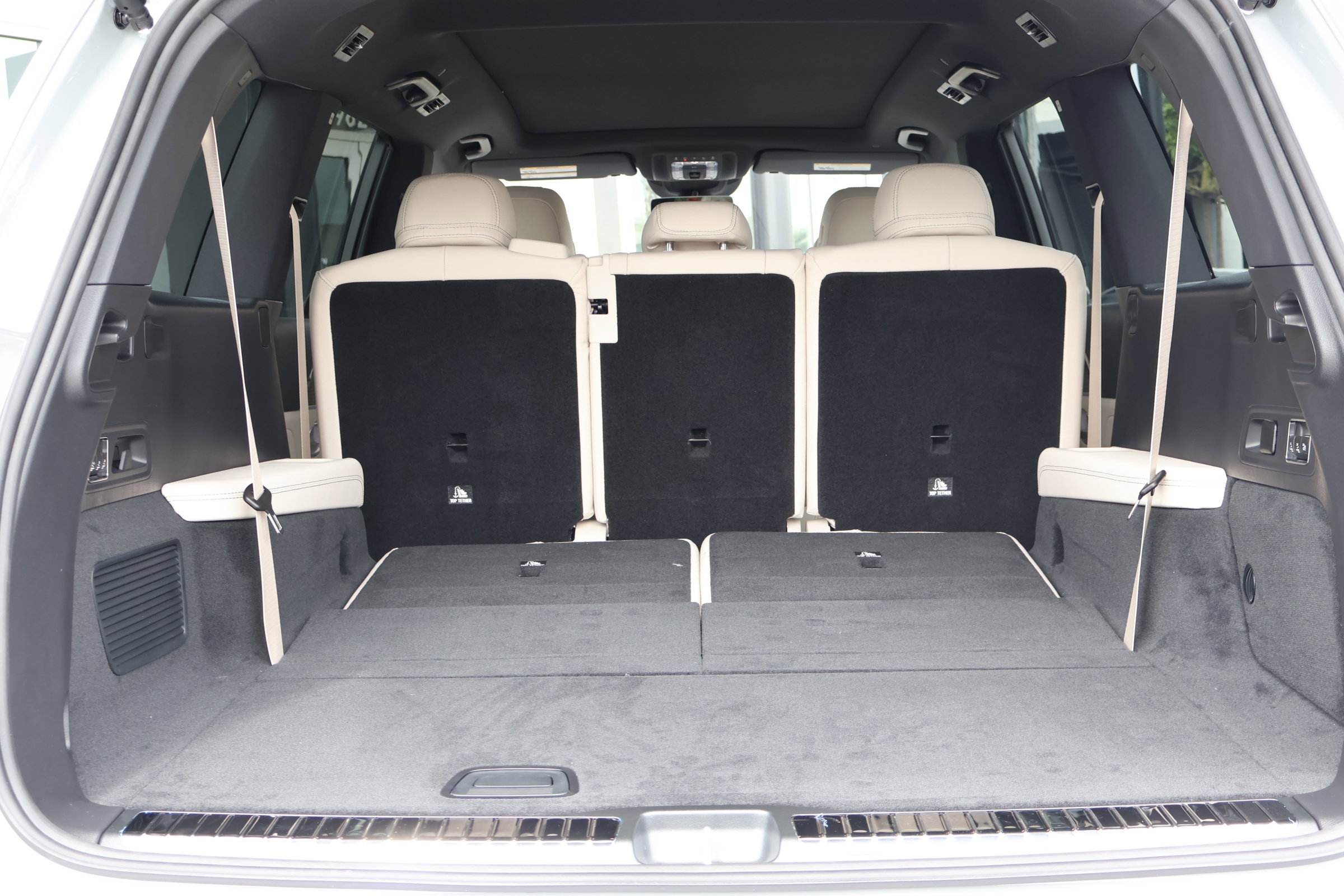 New 2026 Mercedes-Benz GLS 580 4MATIC image 23