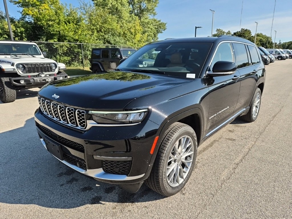 New 2025 Jeep Grand Cherokee L Summit image 2