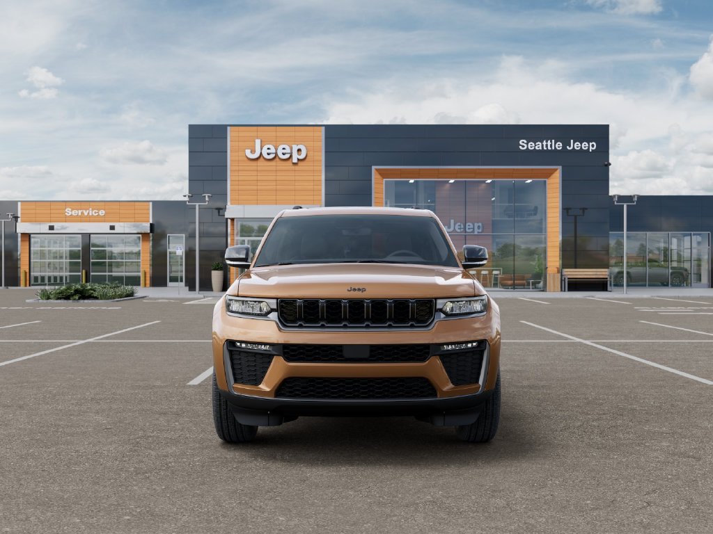 New 2026 Jeep Grand Cherokee Limited w/ Limited Altitude Package AWD/4WD image 7