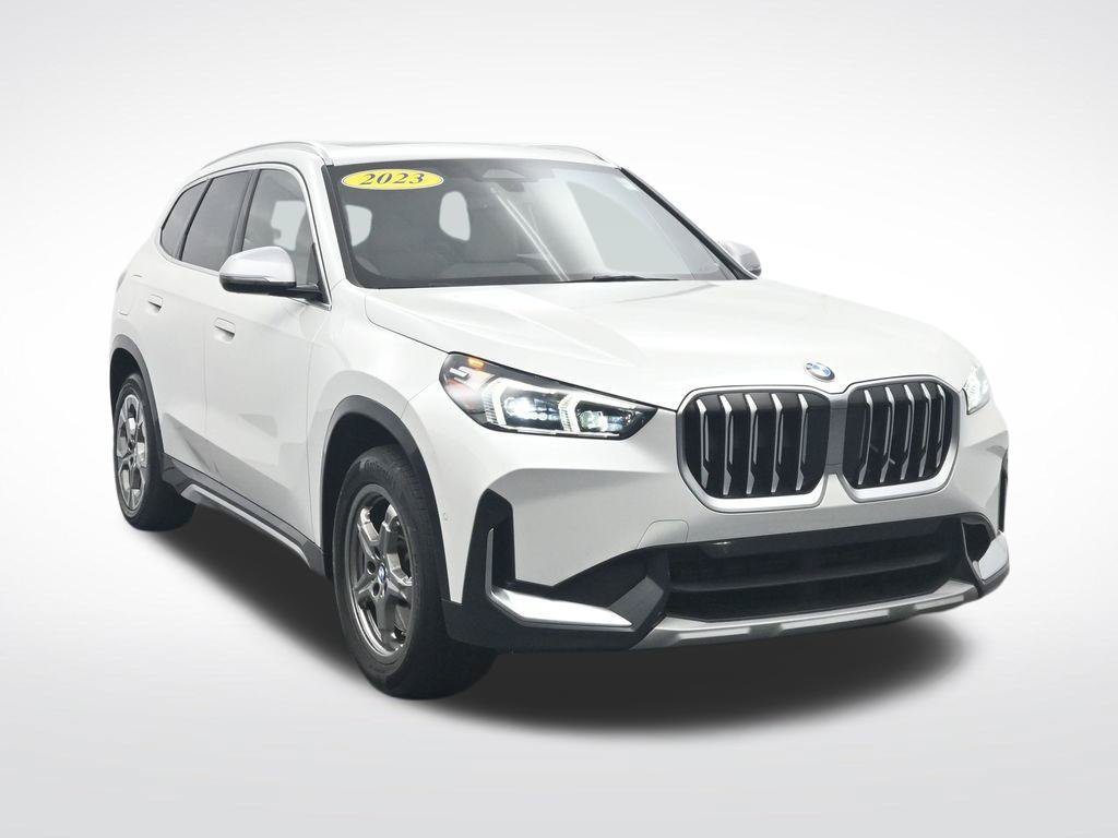 Used 2023 BMW X1 xDrive28i w/ Convenience Package AWD/4WD image 3