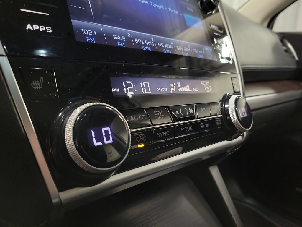 Used 2018 Subaru Outback 3.6R Limited AWD/4WD image 22
