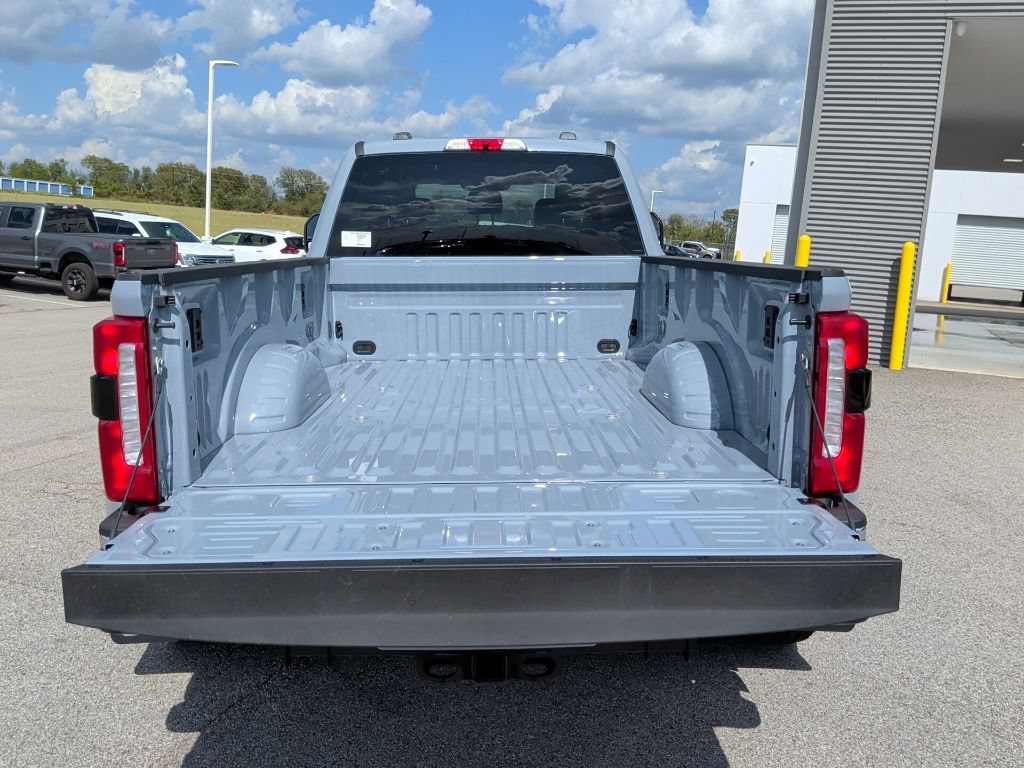 New 2026 Ford F350 Lariat w/ FX4 Off-Road Package AWD/4WD image 44