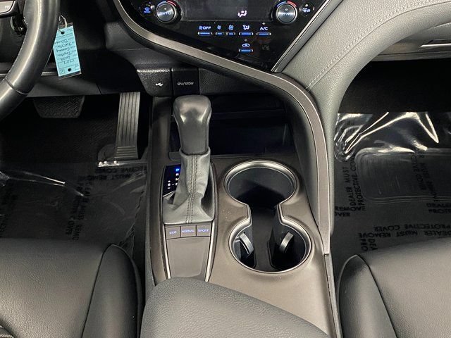 Used 2023 Toyota Camry SE FWD image 16