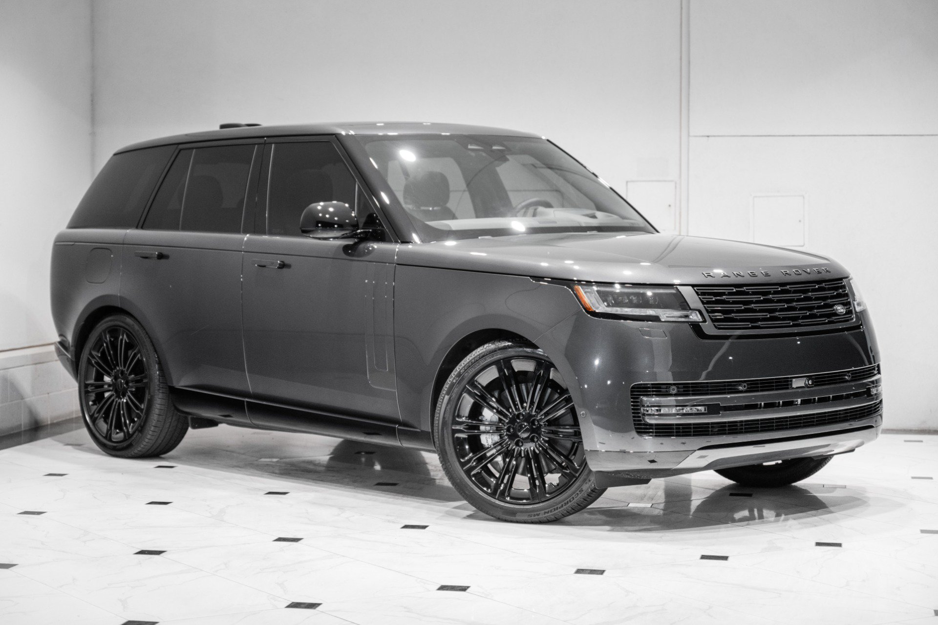 Used 2026 Land Rover Range Rover SE