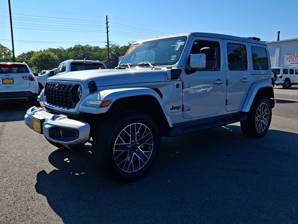 Certified 2024 Jeep Wrangler High Altitude AWD/4WD image 3