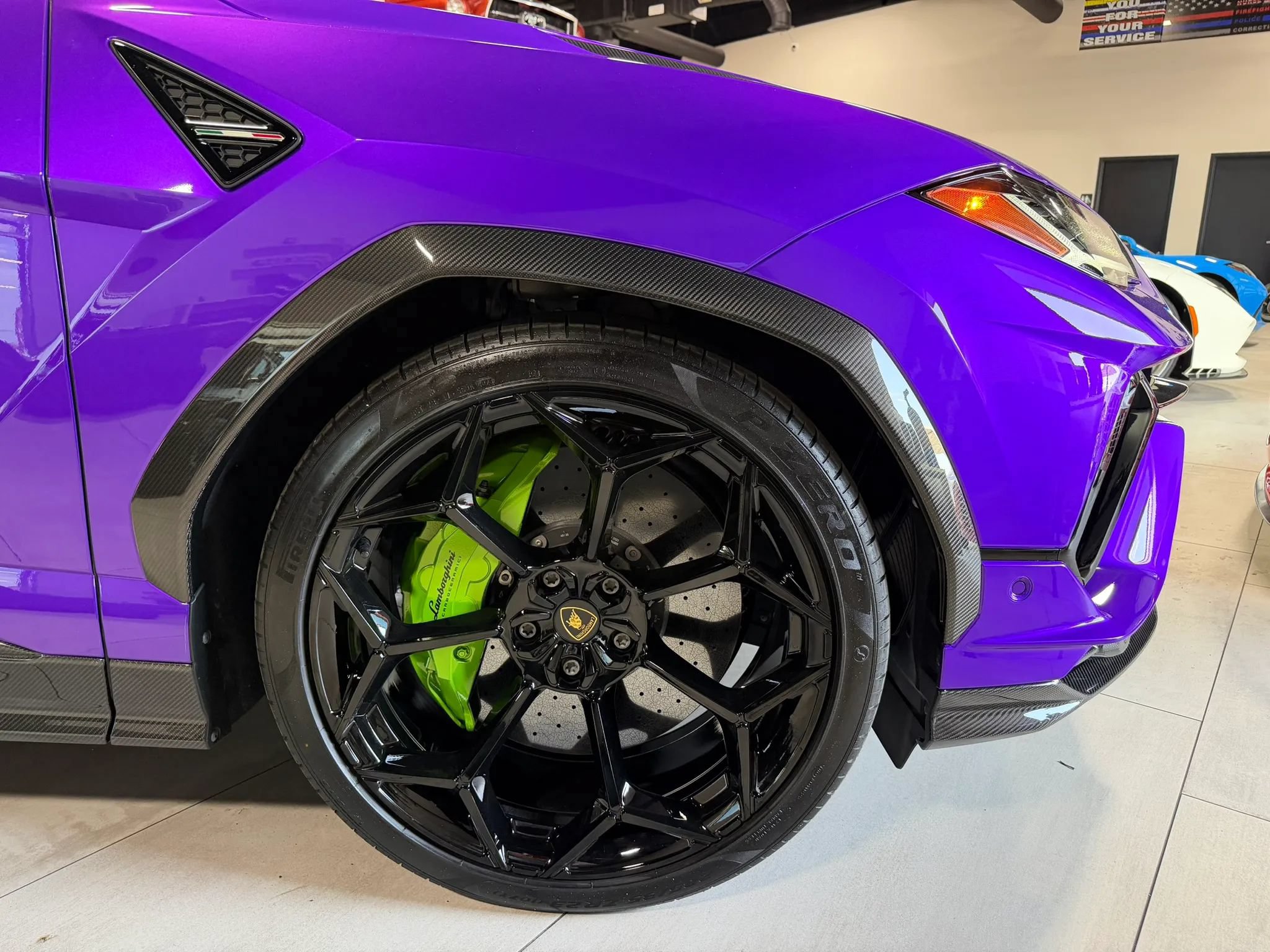 Used 2024 Lamborghini Urus Performante AWD/4WD image 49