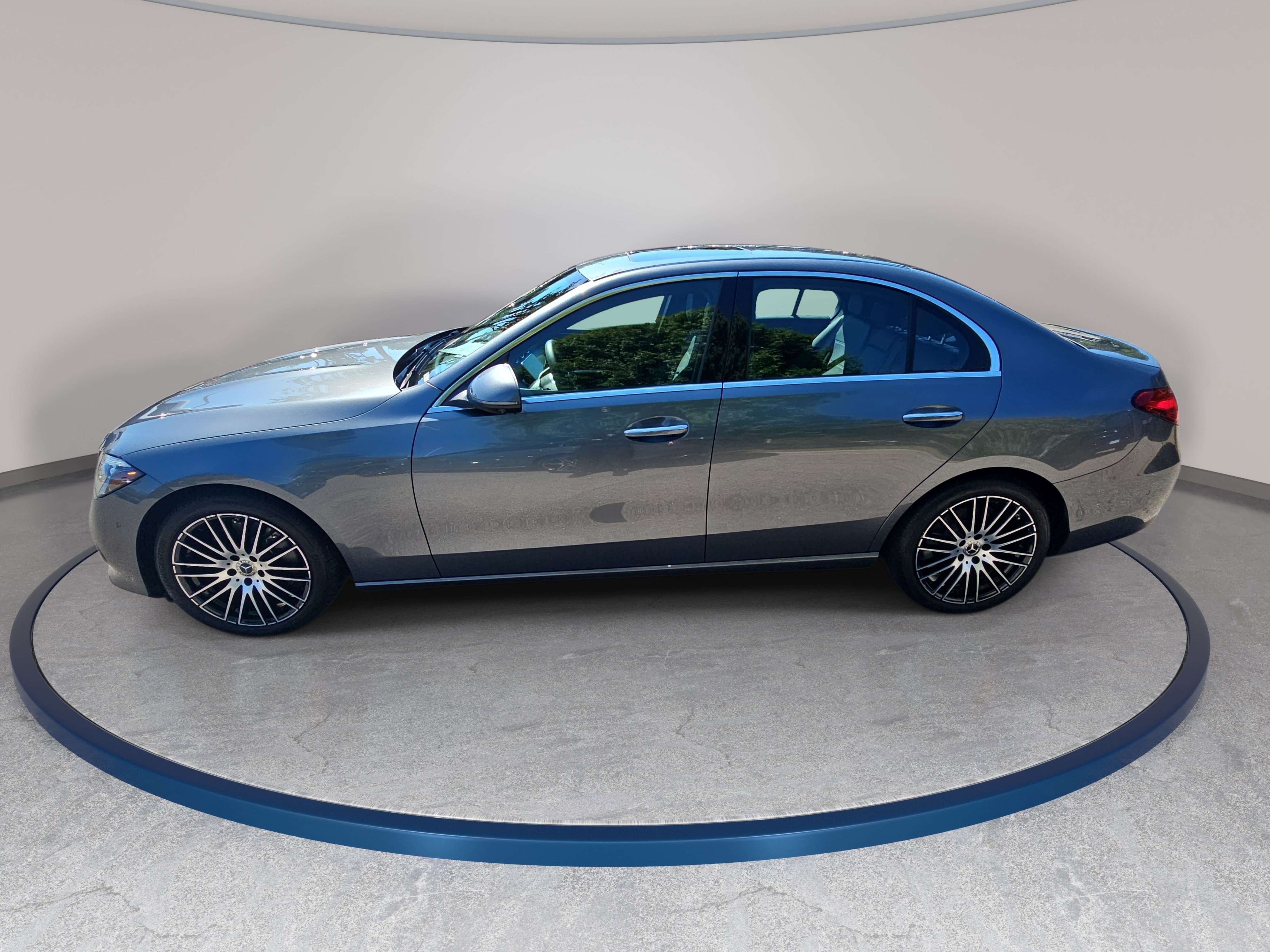 Used 2026 Mercedes-Benz C 300 Sedan image 9