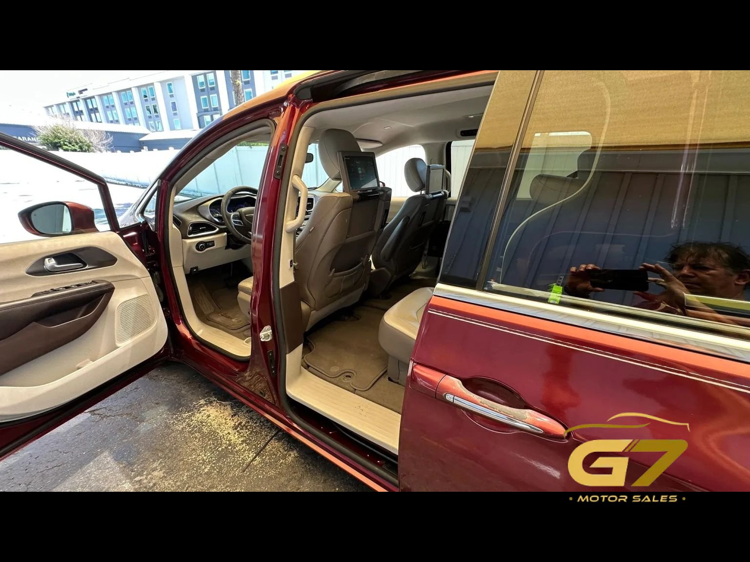 Used 2017 Chrysler Pacifica Touring-L Plus FWD image 23