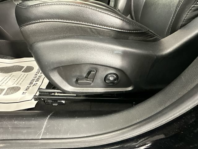 Used 2021 Jeep Compass Latitude w/ Sun and Sound Group AWD/4WD image 7