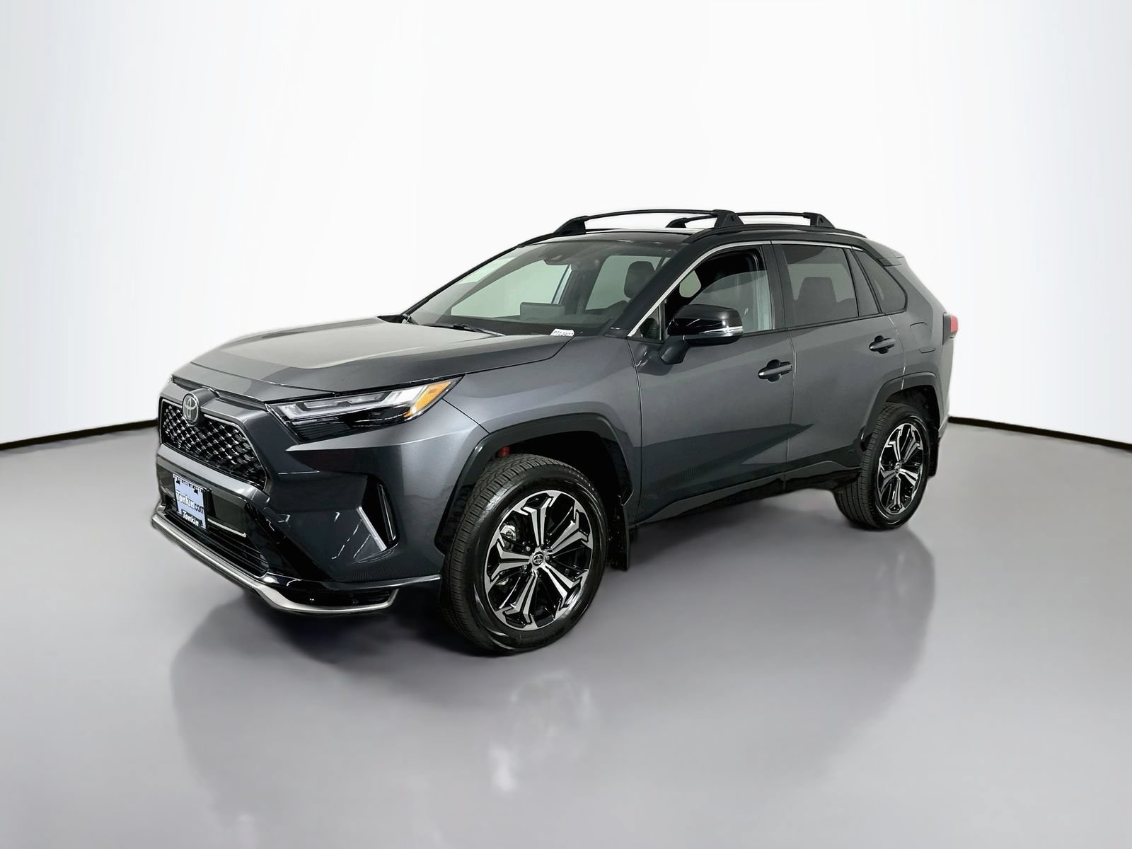 Certified 2025 Toyota RAV4 XSE w/ Weather Package AWD/4WD image 3