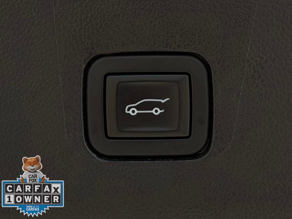 Used 2019 Chevrolet Traverse Premier w/ Redline Edition FWD image 27