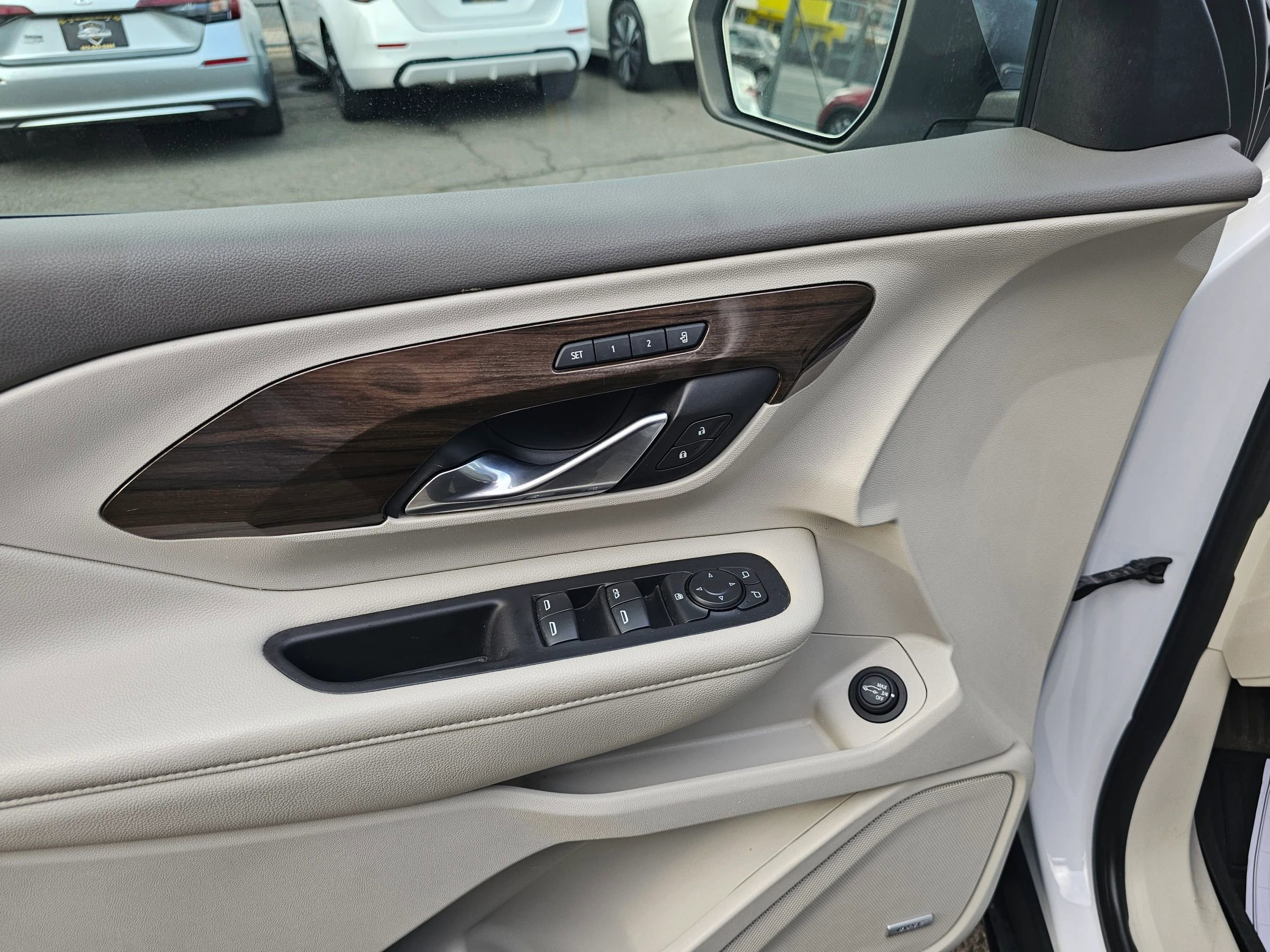 Used 2020 GMC Terrain Denali w/ Denali Premium Package AWD/4WD image 33