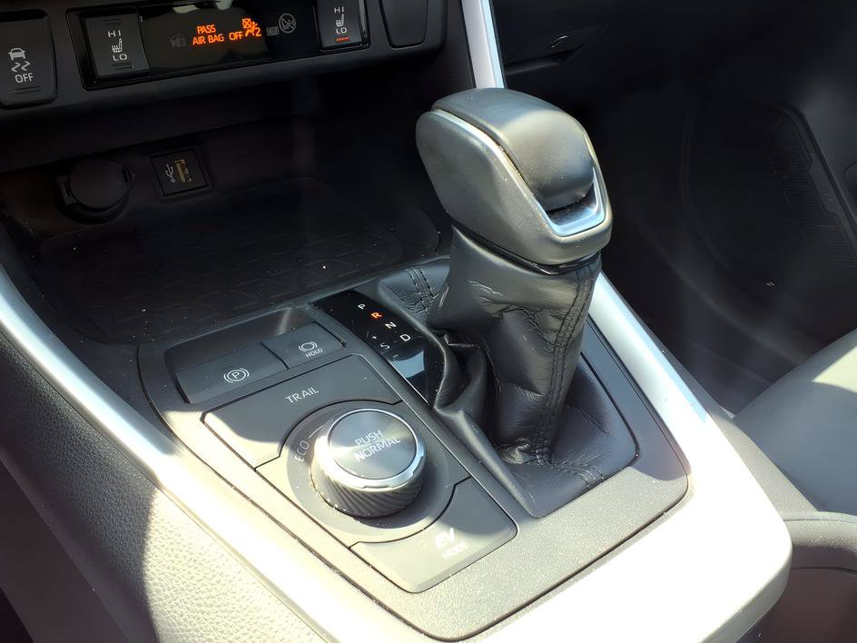 Certified 2023 Toyota RAV4 XSE AWD/4WD image 23