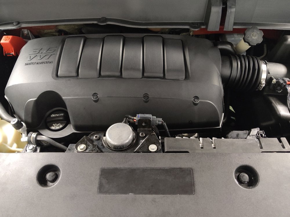 Used 2015 GMC Acadia SLE image 30