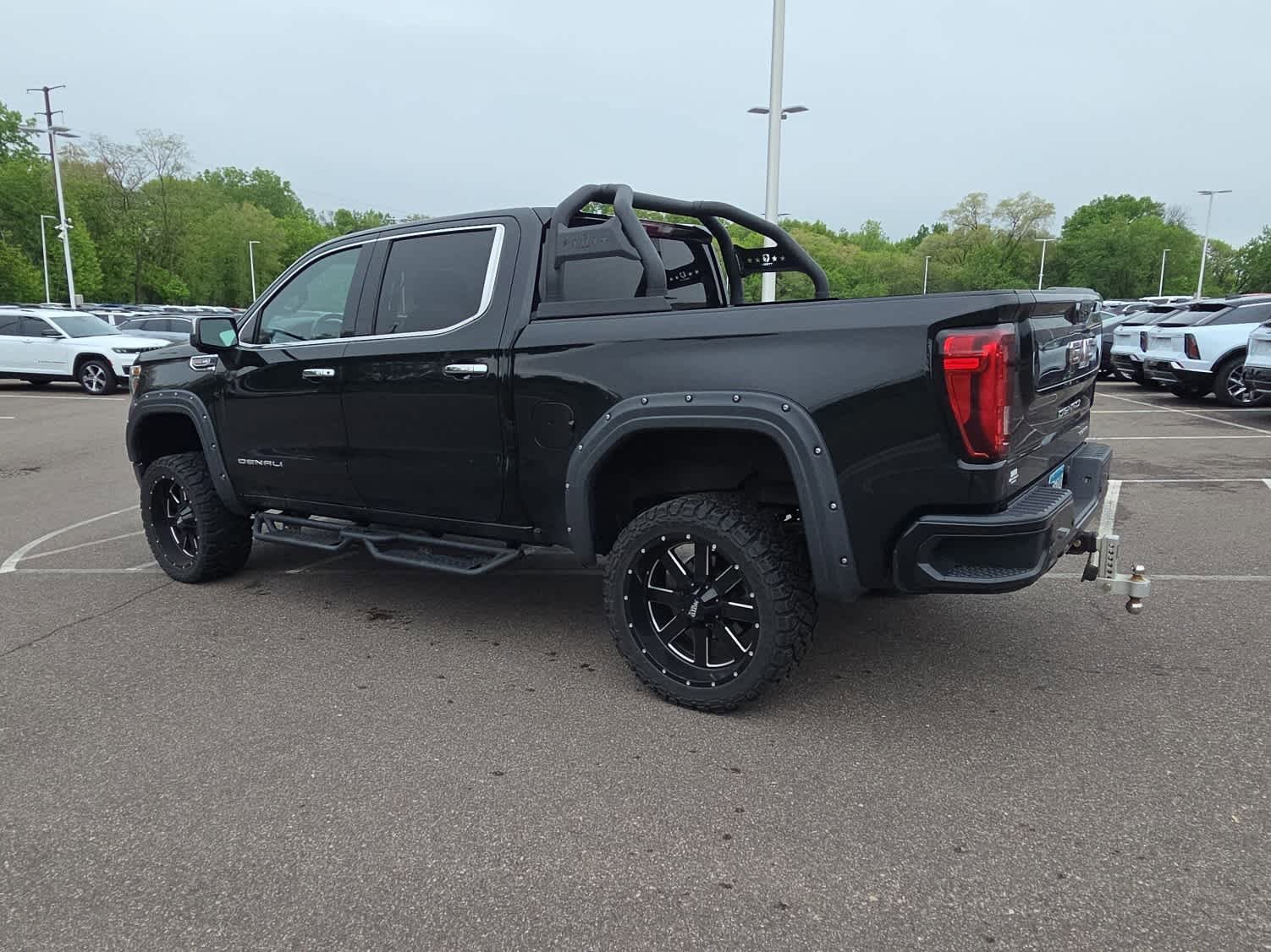 Used 2019 GMC Sierra 1500 Denali w/ Denali Ultimate Package AWD/4WD image 4