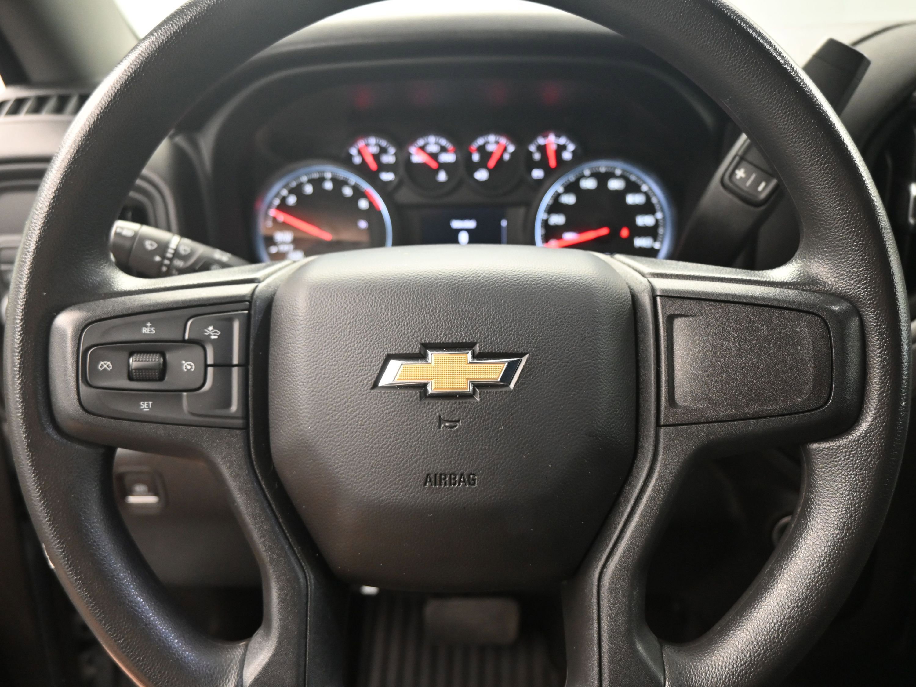 Used 2024 Chevrolet Silverado 1500 Custom image 11
