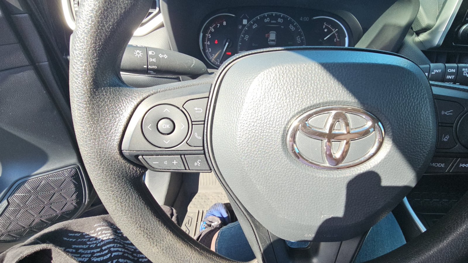 Certified 2025 Toyota RAV4 XLE AWD/4WD image 11