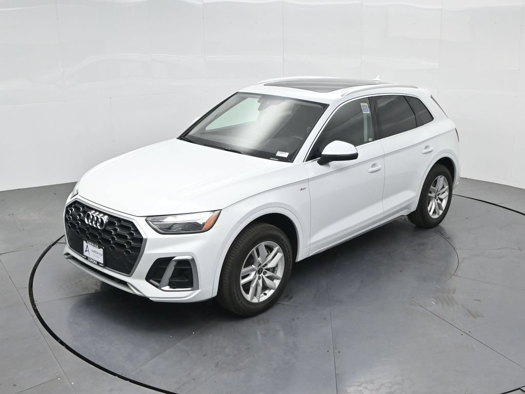 Used 2023 Audi Q5 2.0T Premium w/ Convenience Package AWD/4WD image 43