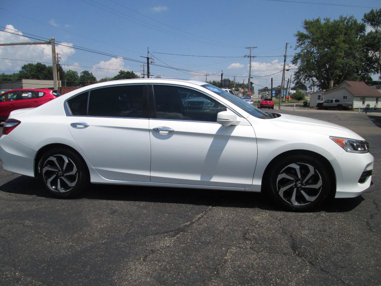 Used 2017 Honda Accord EX-L image 6