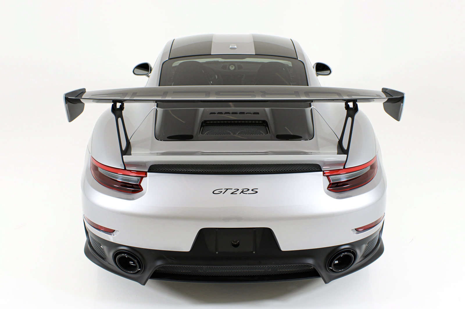 Used 2018 Porsche 911 GT2 RS RWD image 32