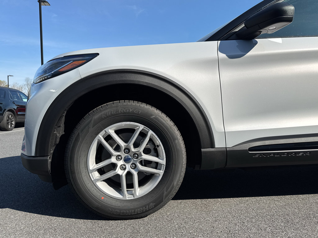 New 2026 Ford Explorer Active AWD/4WD image 18